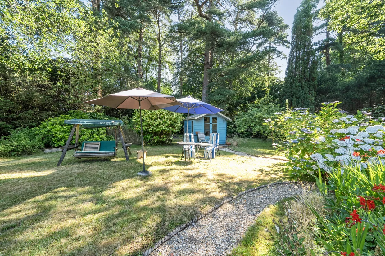 Tilford Road, Hindhead, GU26 photo 17