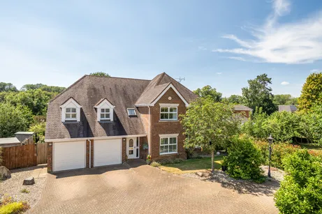 Greenacres Drive, Winchester, SO21