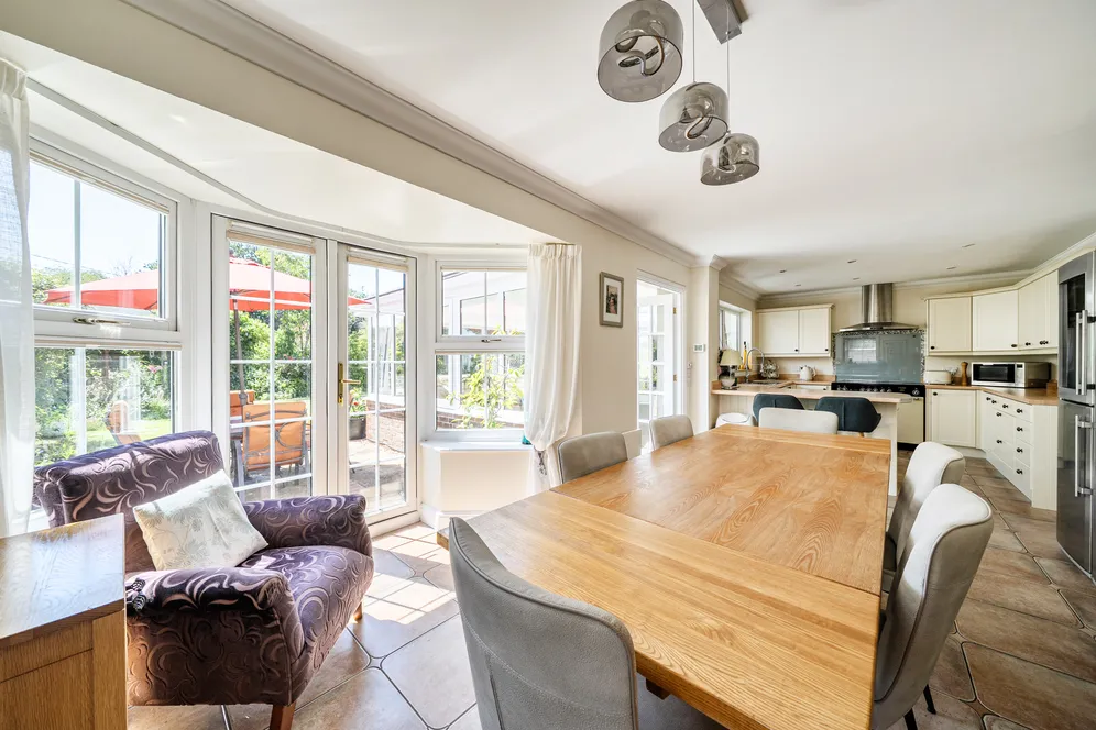 Greenacres Drive, Winchester, SO21 photo 7