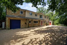 Reading Road, Camberley, GU17 photo 5