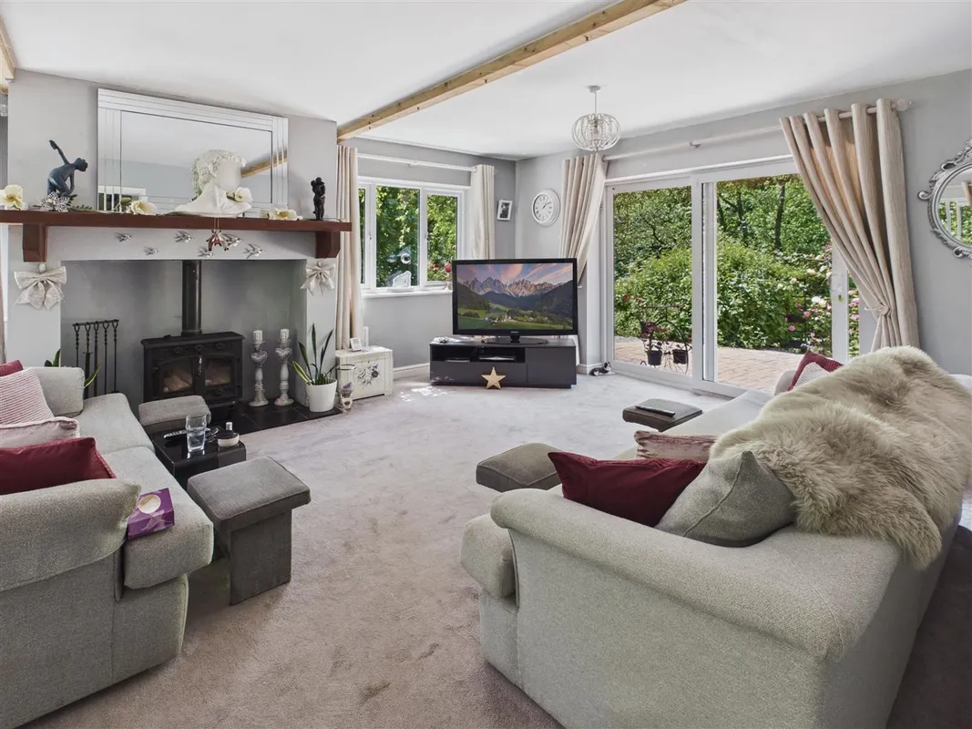 Cwmfelin Boeth - 1.75 Acre Wooded Plot