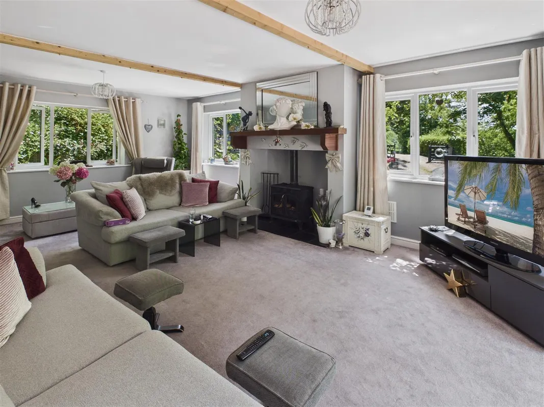 Cwmfelin Boeth - 1.75 Acre Wooded Plot