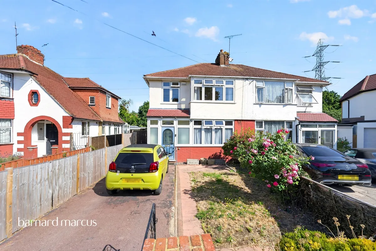 Brockenhurst Avenue, Worcester Park