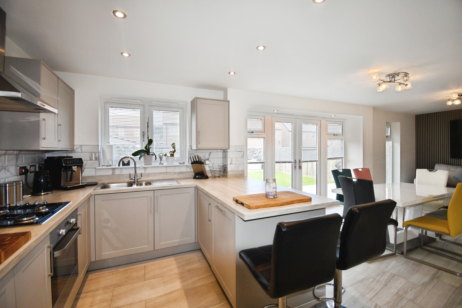 Baccarat Close, Anlaby, Hull Image 3