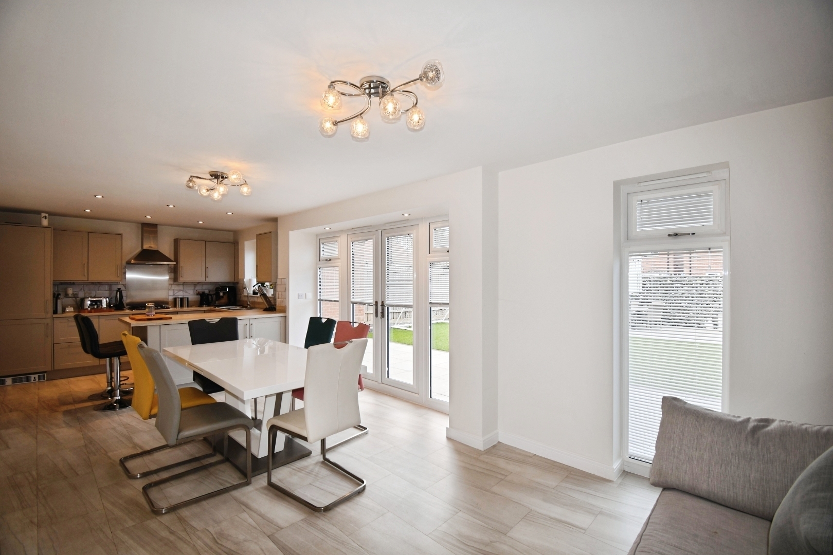 Baccarat Close, Anlaby, Hull Image 6