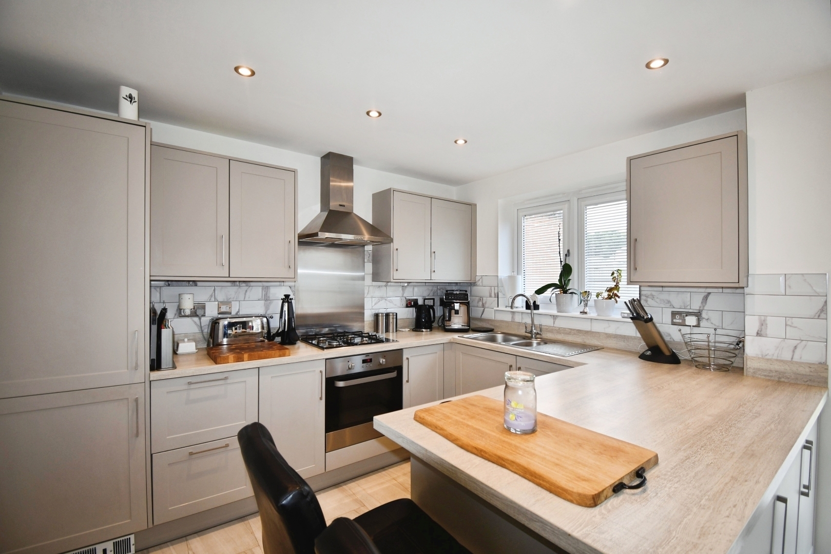 Baccarat Close, Anlaby, Hull Image 8