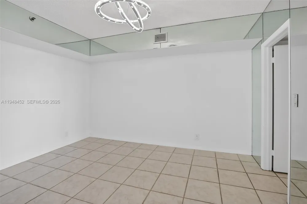 20281 E Country Club Dr, Aventura, FL 33180
