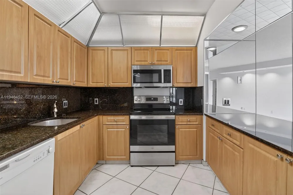 20281 E Country Club Dr, Aventura, FL 33180