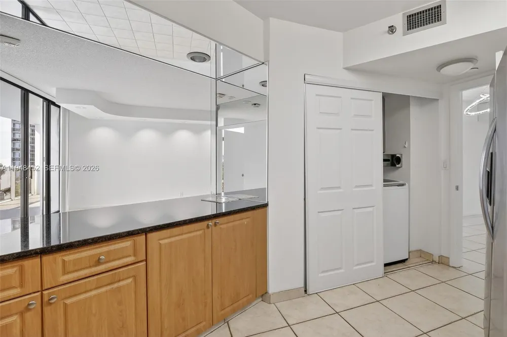 20281 E Country Club Dr, Aventura, FL 33180