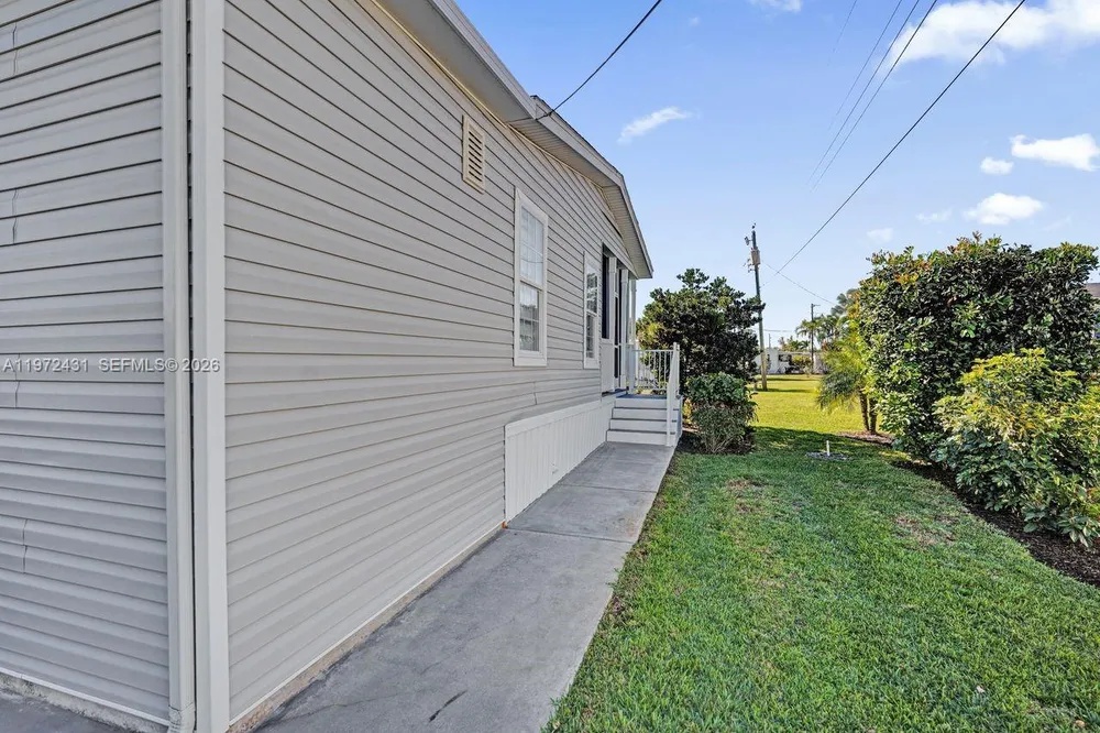 4035 Marigold Rd, Boynton Beach, FL 33436