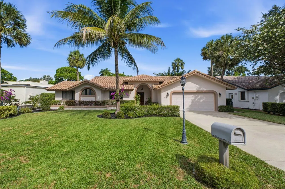 2719 Oak Tree Ln, Oakland Park, FL 33309