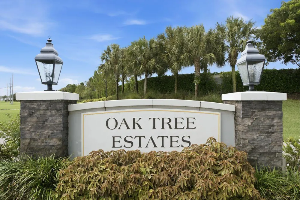 2719 Oak Tree Ln, Oakland Park, FL 33309