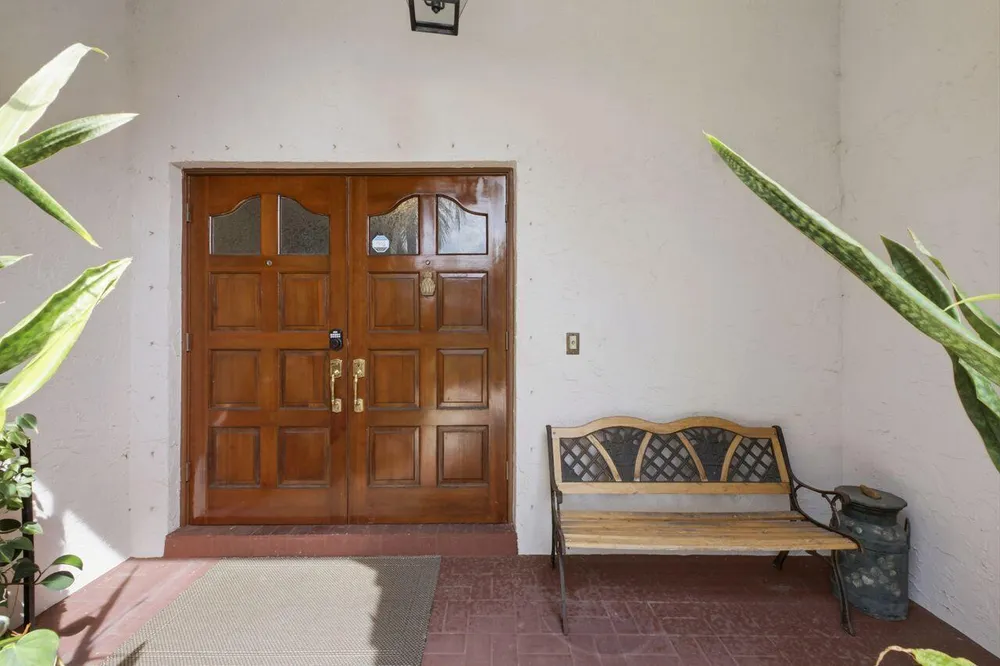 2719 Oak Tree Ln, Oakland Park, FL 33309