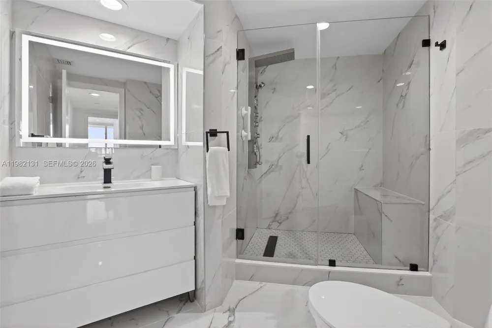 4000 Island Blvd, Aventura, FL 33160