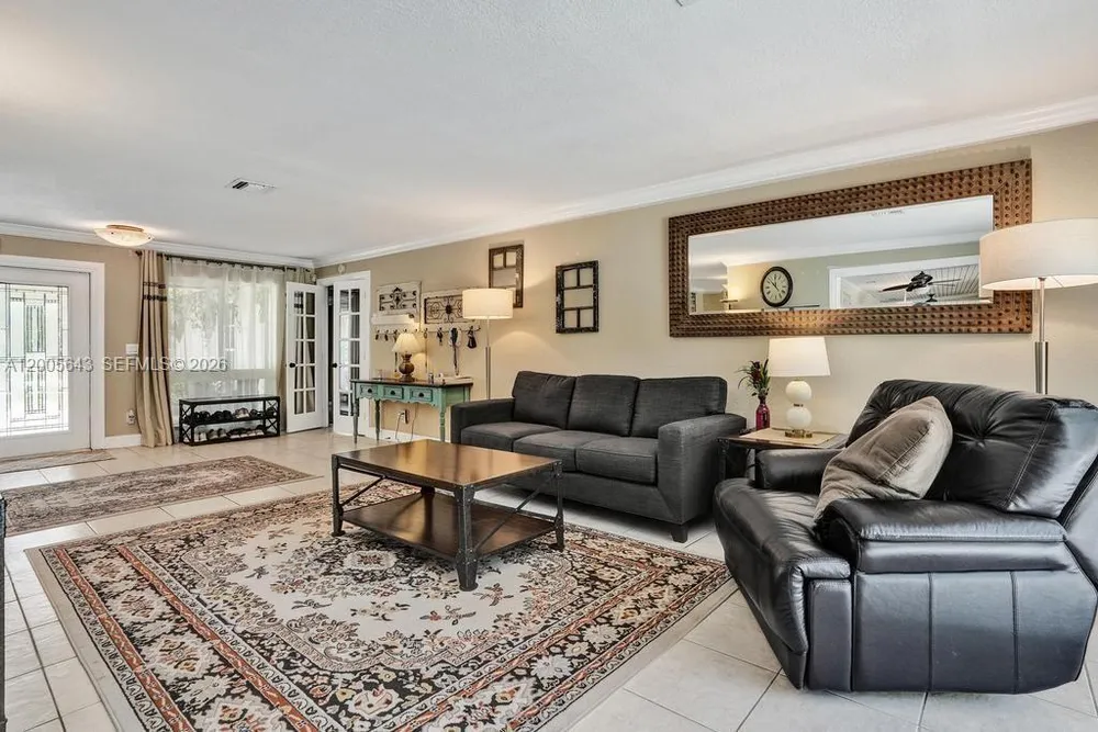 4981 SW 186th Ave, Southwest Ranches, FL 33332