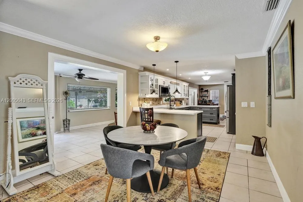 4981 SW 186th Ave, Southwest Ranches, FL 33332