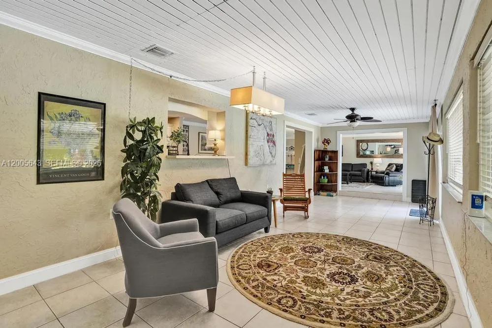 4981 SW 186th Ave, Southwest Ranches, FL 33332