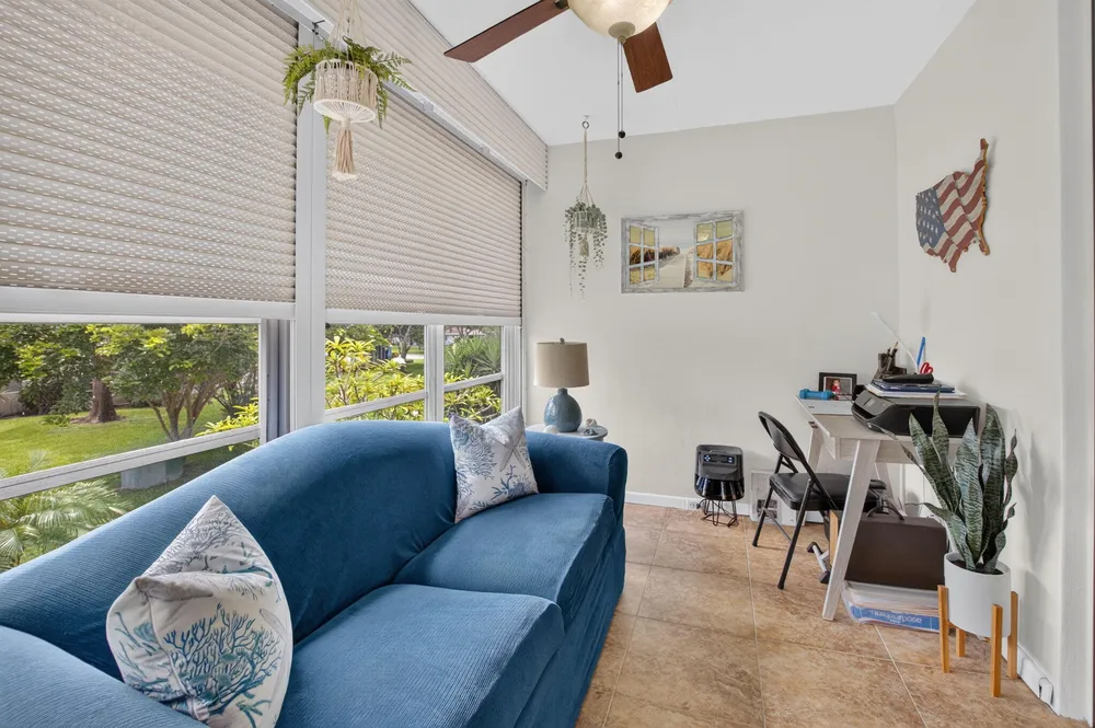 11 Willowbrook Ln, Delray Beach, FL 33446