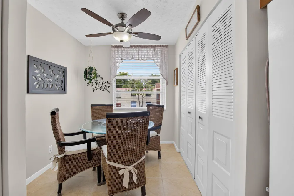 11 Willowbrook Ln, Delray Beach, FL 33446