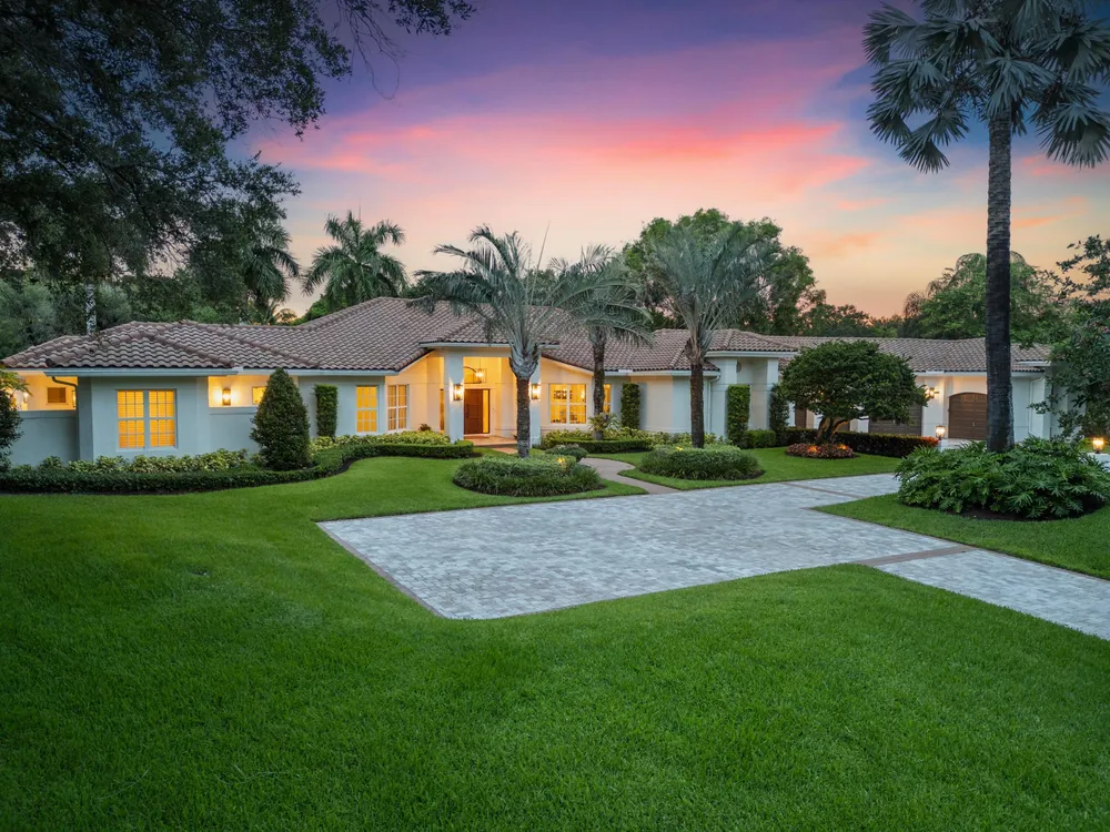 2825 Hackney Rd, Weston, FL 33331