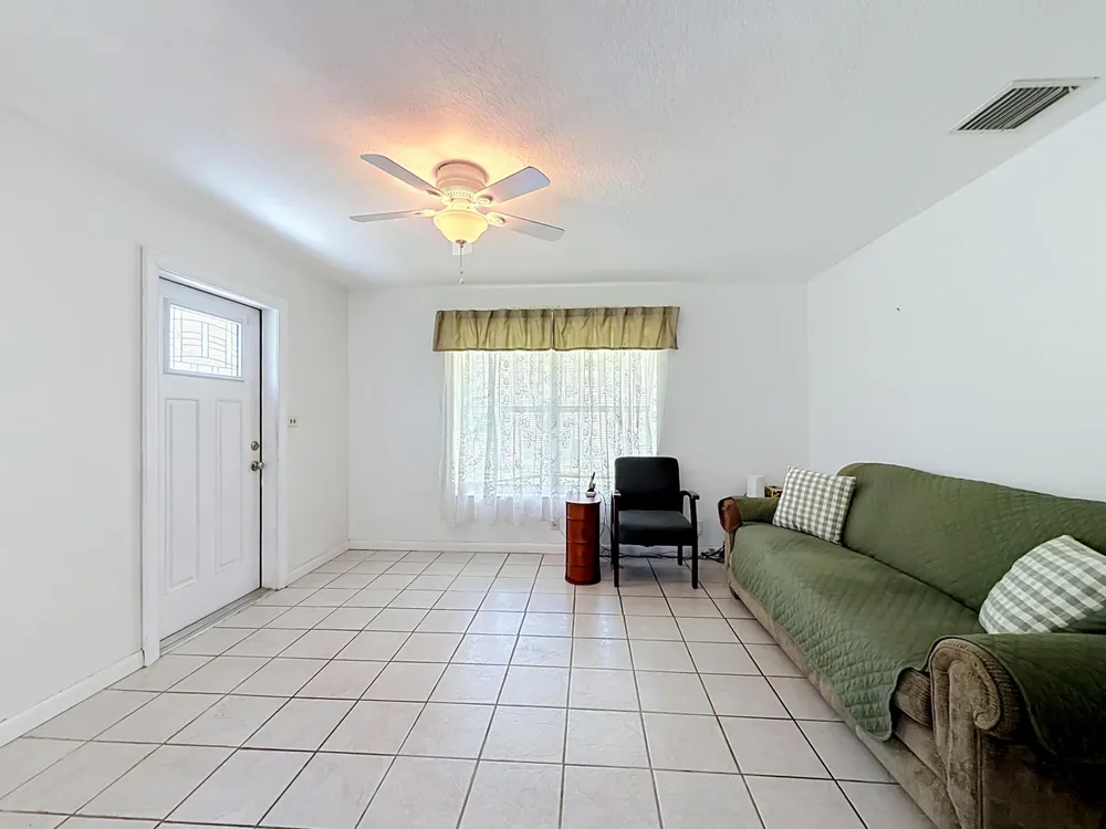 2573 NW 58th Ave, Margate, FL 33063