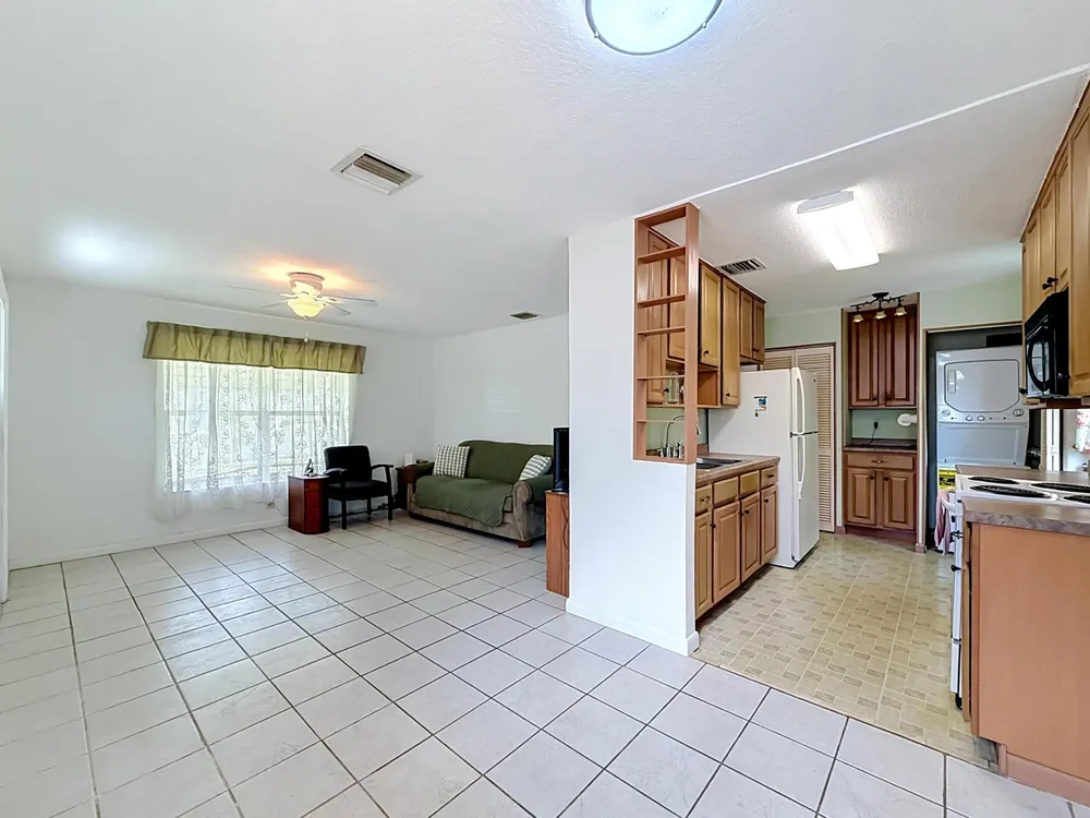 2573 NW 58th Ave, Margate, FL 33063