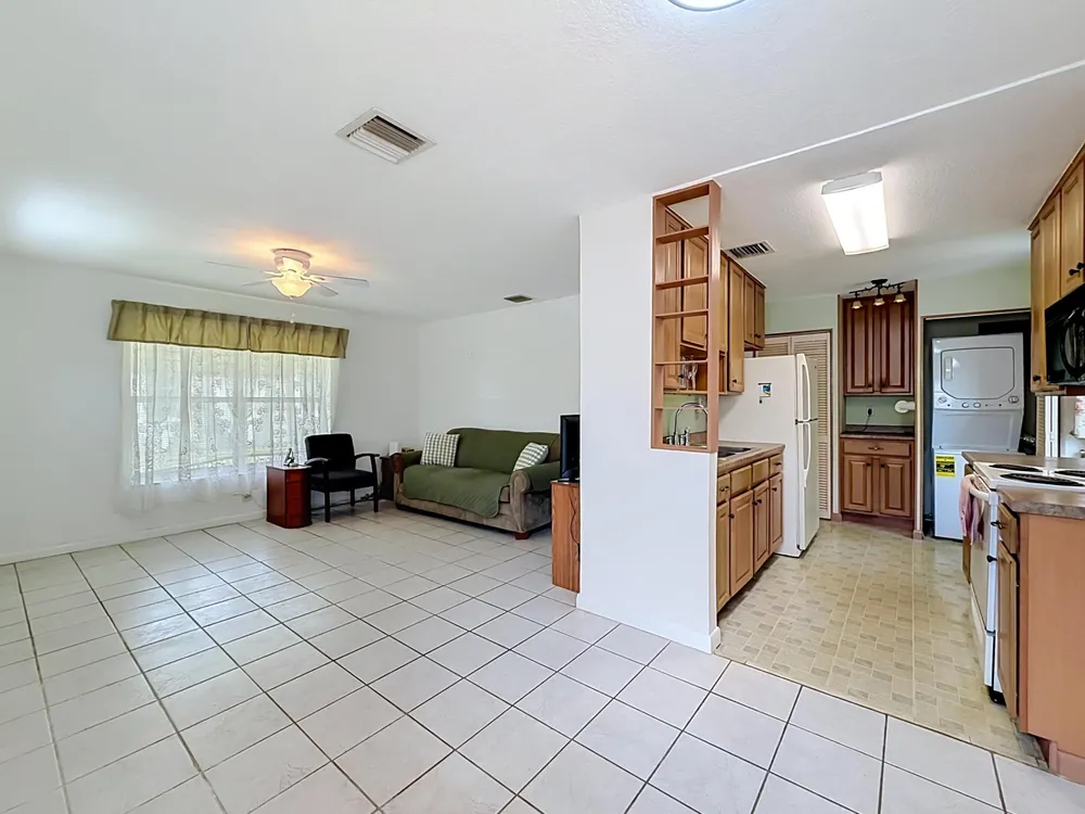 2573 NW 58th Ave, Margate, FL 33063