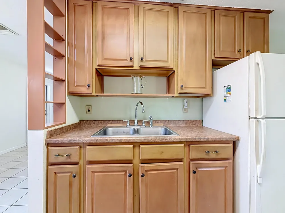2573 NW 58th Ave, Margate, FL 33063