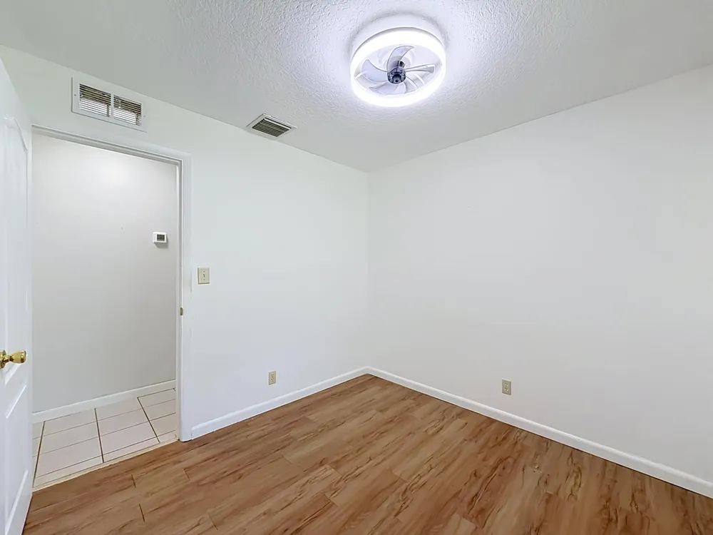 2573 NW 58th Ave, Margate, FL 33063