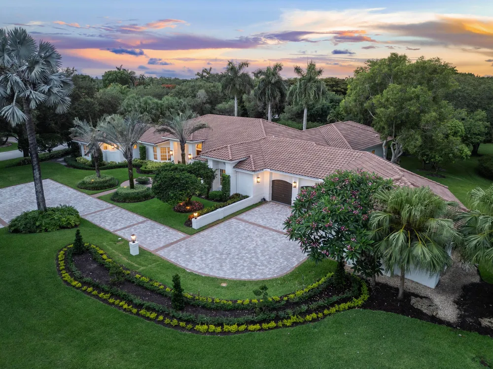 2825 Hackney Rd, Weston, FL 33331