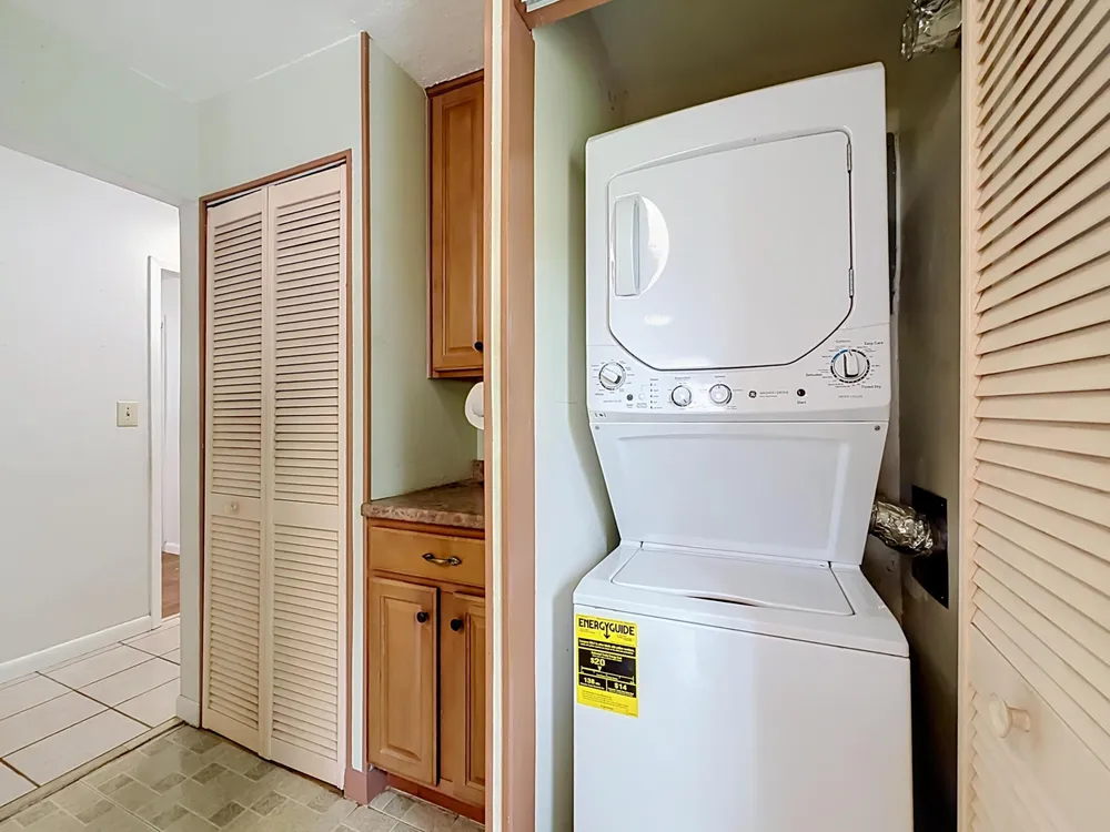 2573 NW 58th Ave, Margate, FL 33063
