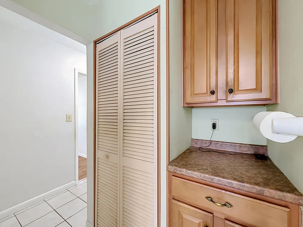 2573 NW 58th Ave, Margate, FL 33063