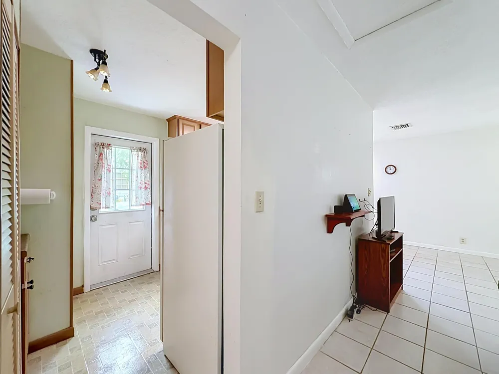 2573 NW 58th Ave, Margate, FL 33063