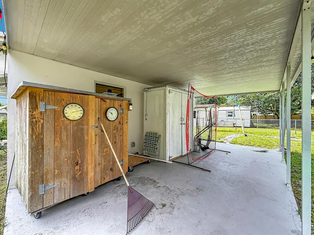 2573 NW 58th Ave, Margate, FL 33063