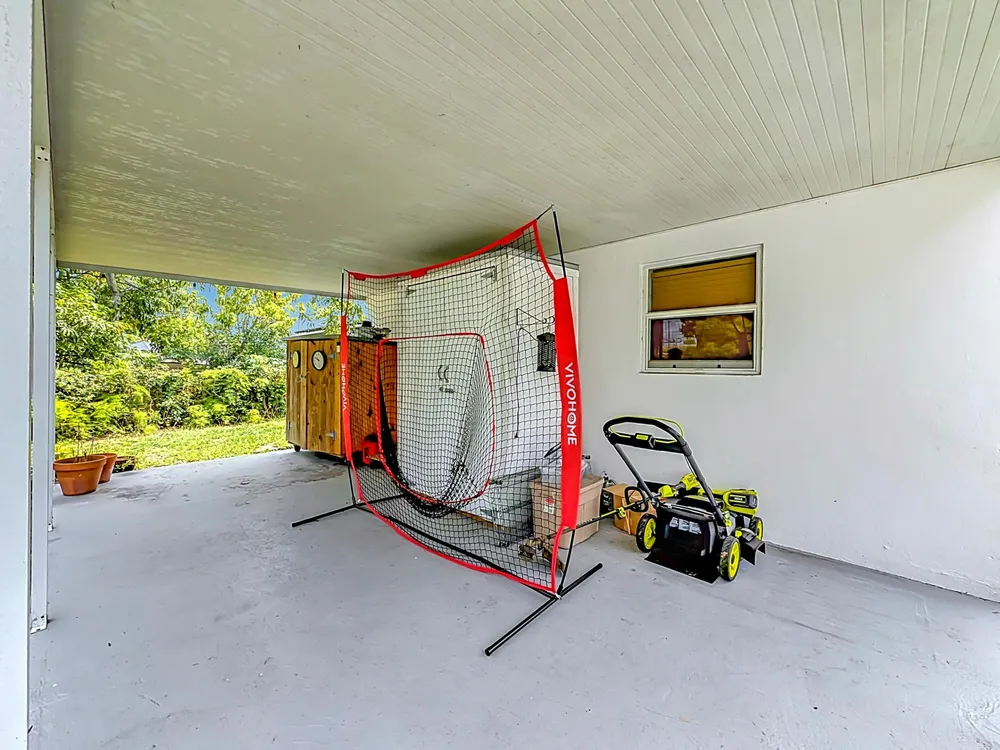2573 NW 58th Ave, Margate, FL 33063