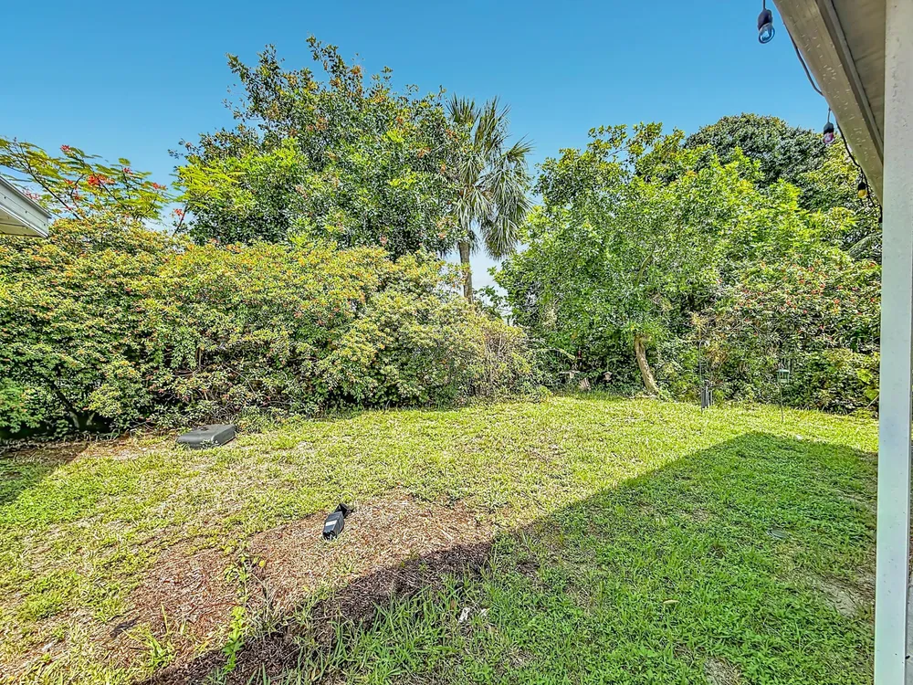 2573 NW 58th Ave, Margate, FL 33063