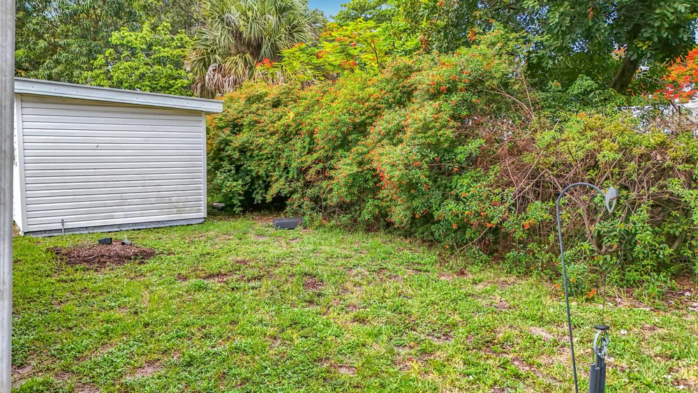 2573 NW 58th Ave, Margate, FL 33063