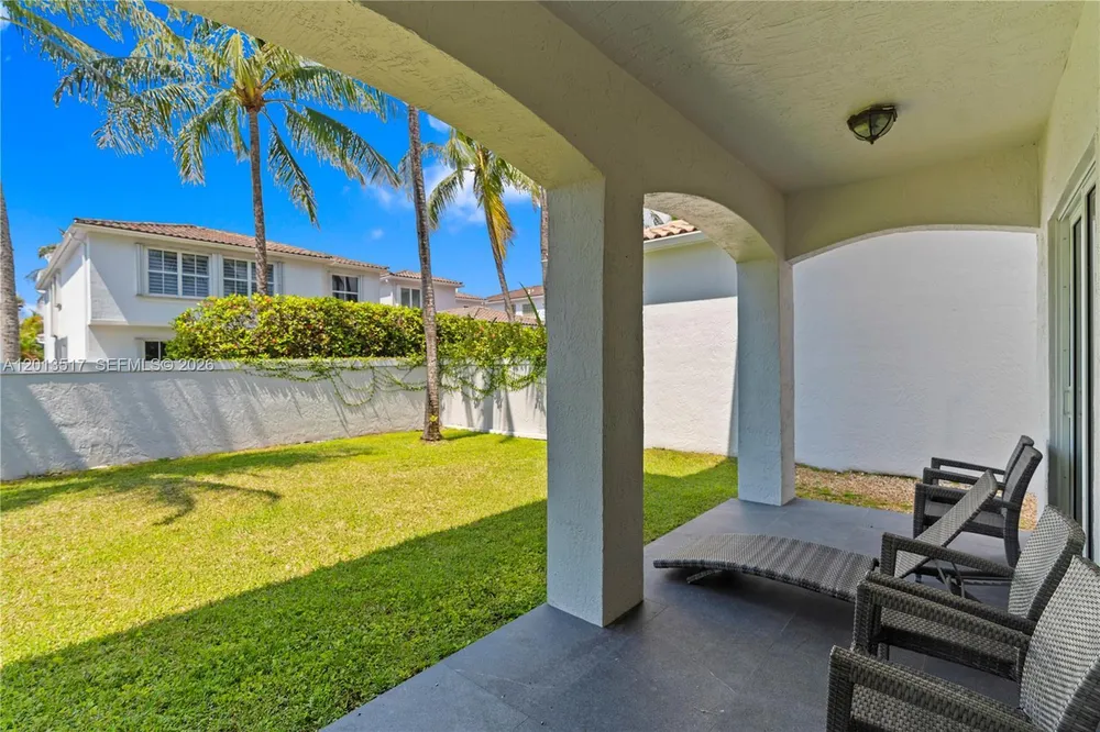 3188 NE 211th Terrace, Aventura, FL 33180