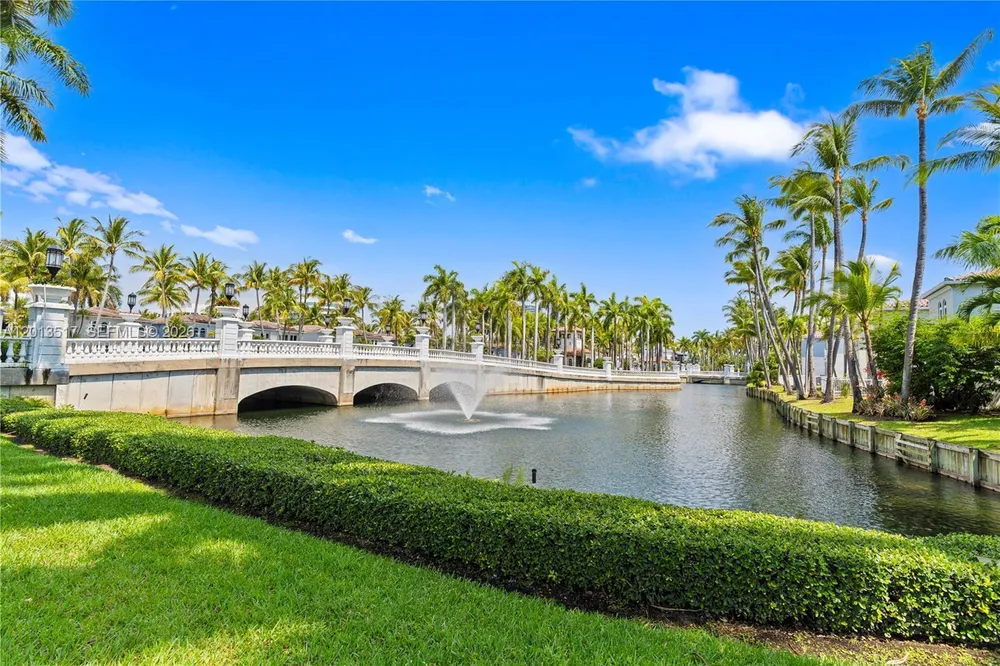 3188 NE 211th Terrace, Aventura, FL 33180