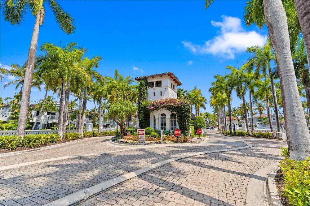3188 NE 211th Terrace, Aventura, FL 33180