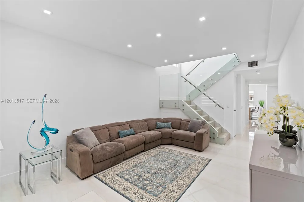 3188 NE 211th Terrace, Aventura, FL 33180
