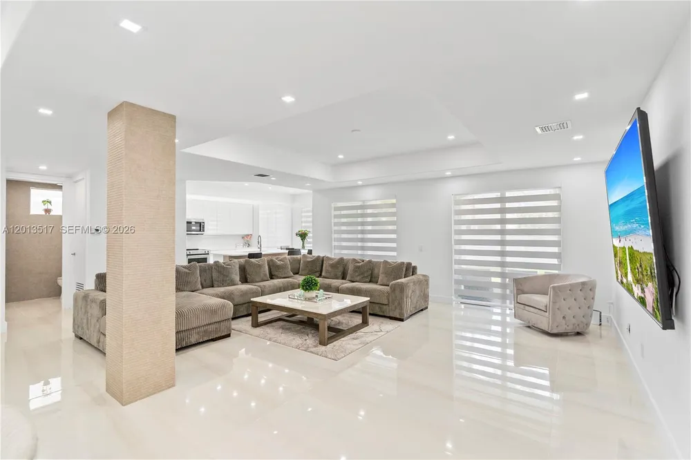 3188 NE 211th Terrace, Aventura, FL 33180