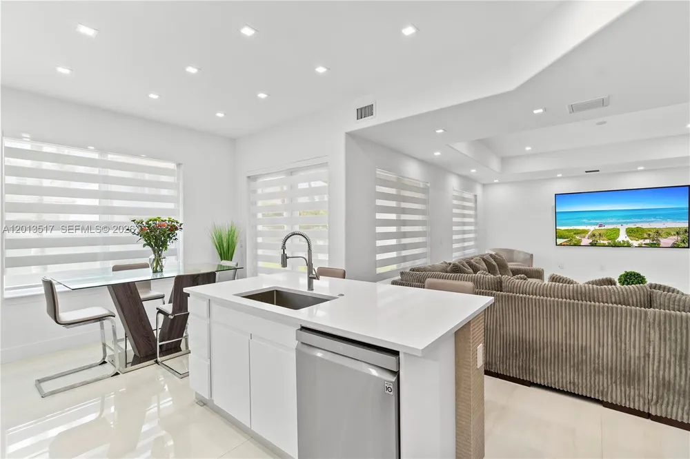 3188 NE 211th Terrace, Aventura, FL 33180