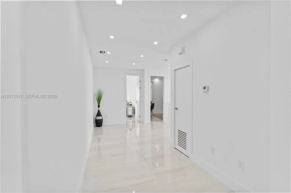 3188 NE 211th Terrace, Aventura, FL 33180