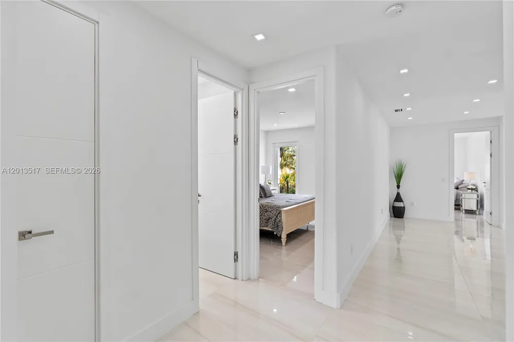 3188 NE 211th Terrace, Aventura, FL 33180