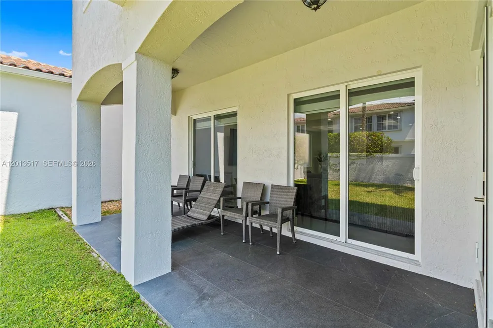 3188 NE 211th Terrace, Aventura, FL 33180