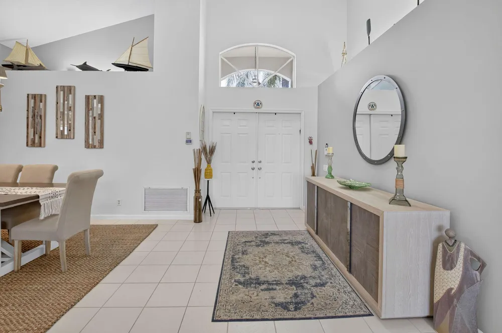 6101 Hook Ln, Boynton Beach, FL 33437