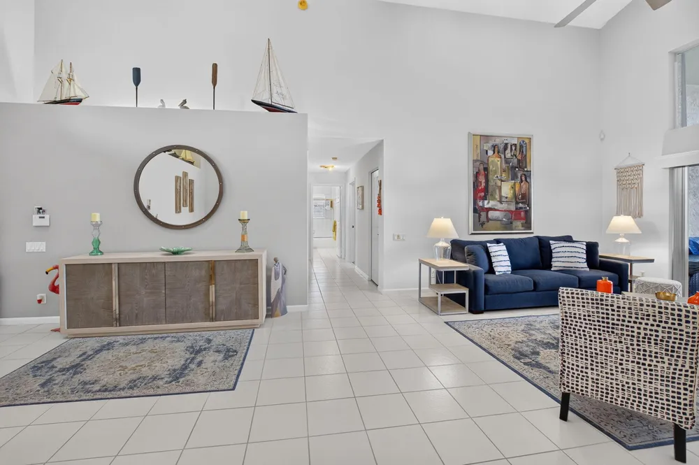 6101 Hook Ln, Boynton Beach, FL 33437