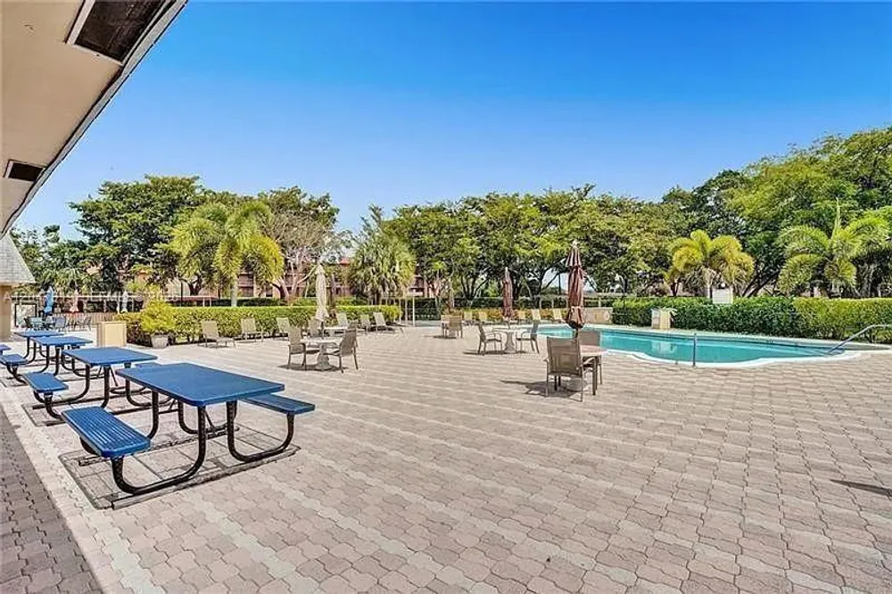 481 NW 76th Ave, Margate, FL 33063