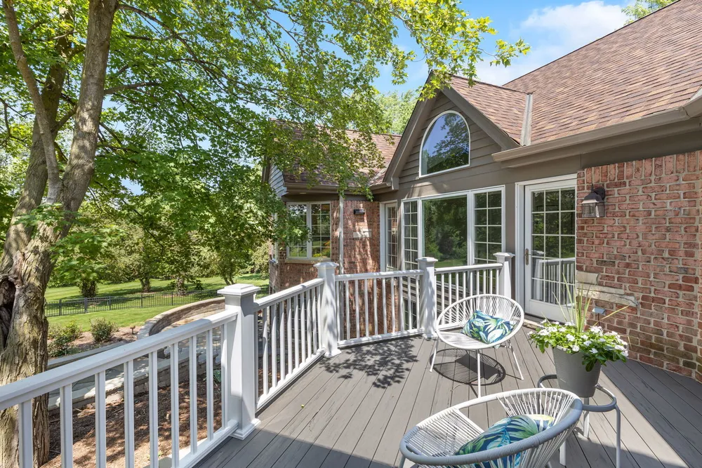 419 Caesar Dr, Barrington Hills, IL 60010